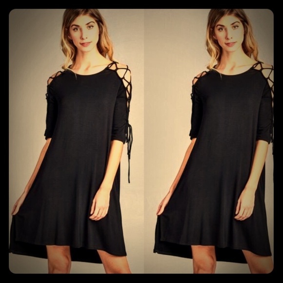 Tee Shirt LBD with Cut-Out Sleeves Small - Picture 3 of 6